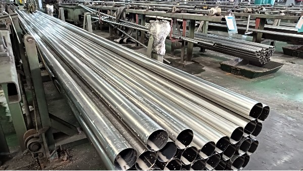 不銹鋼管壽命預測術：如何判斷在役管道的“健康狀態”？