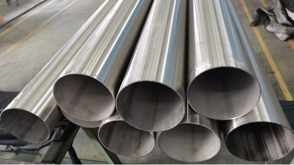 不銹鋼管大比拼：焊管與無縫管，誰能承受更大壓力？